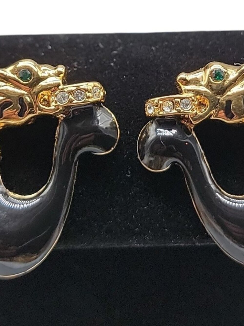 Jackie Collins Rare Clip On Earrings Figural Cougar Loop Black Enamel Rhinestone - Picture 2 of 12